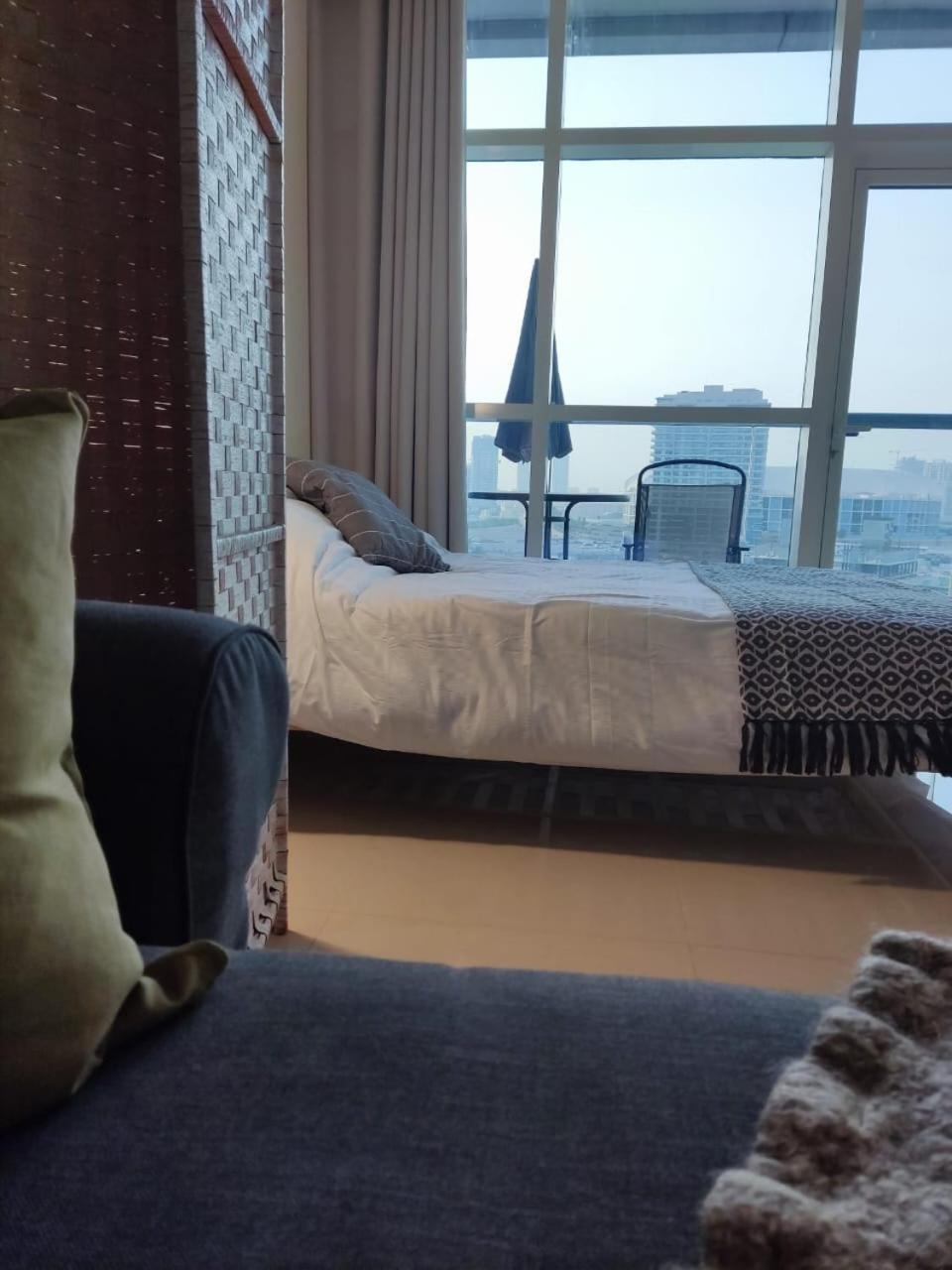 Studio In The Heart Of Sports City -Great View & Amenities! Dubai Exterior photo
